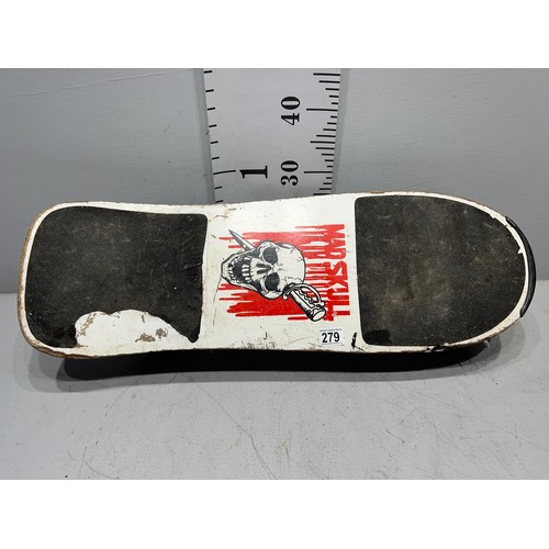 279 - Retro 'mad skull' skate board