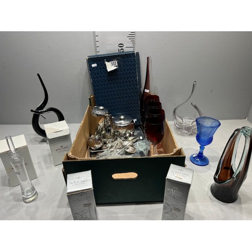 333 - Box glassware + metal tea set