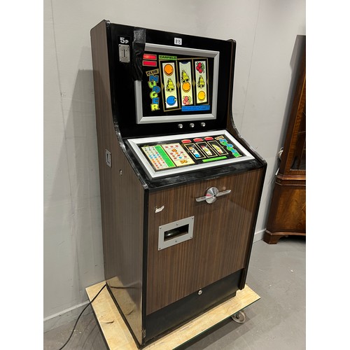 815 - Carfield retro 5p fruit machine /arcade machine (lights up working)