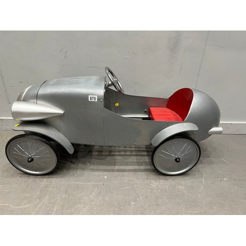 870 - Vintage fairground pedal car