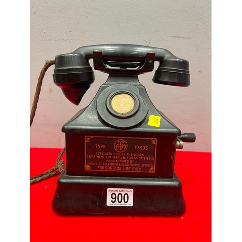 900 - Vintage bakerlight wind up telephone