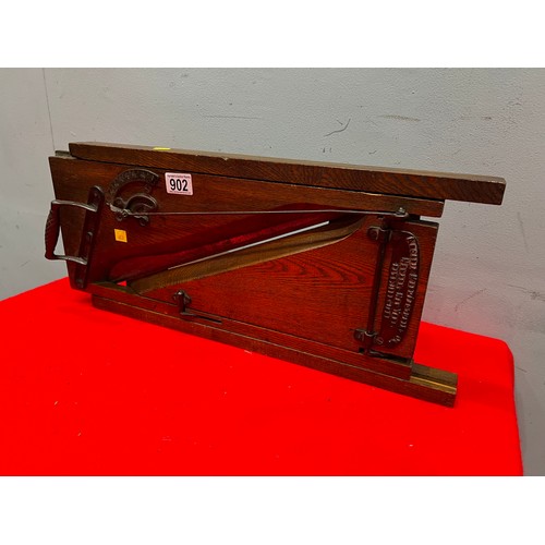 902 - Antique Arcadia oak cheese slicer