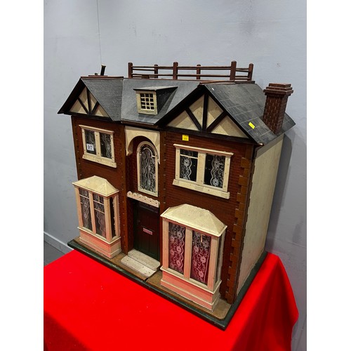 917 - Very large antique Victorian dolls house fully furnished c1927