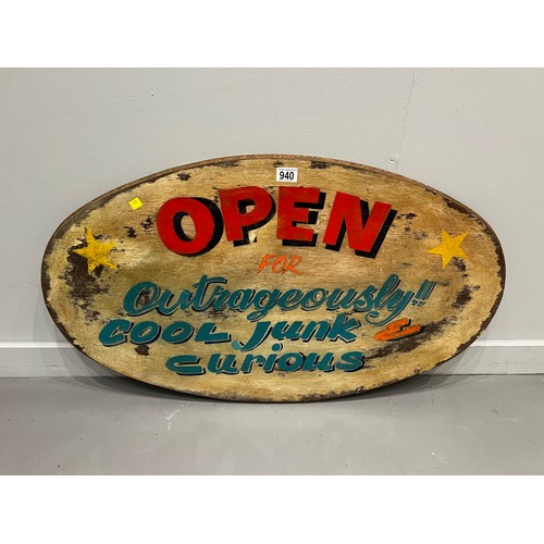 940 - Antique shop 'open' advertising sign