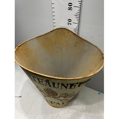 55 - French grape carrier bucket