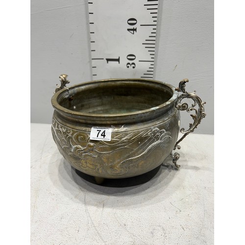 74 - Early heavy bronze planter a/f