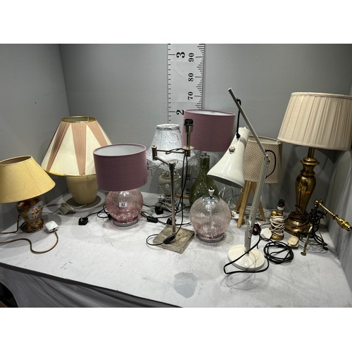 82 - Collection of table lamps etc