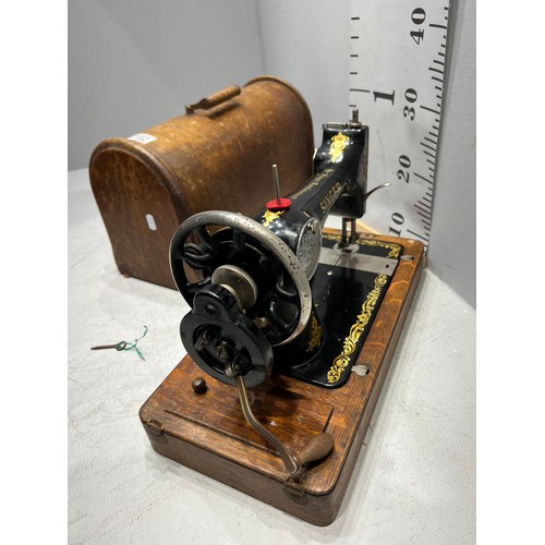 162 - Dome top sewing machine