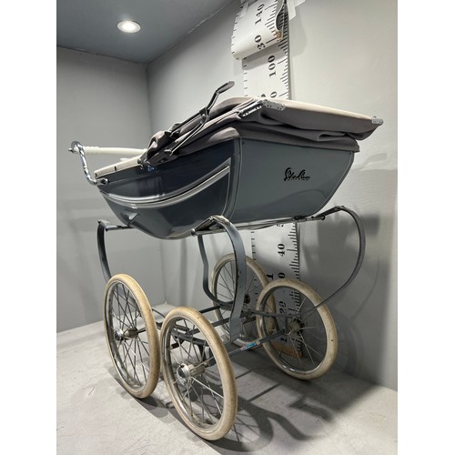 302 - Childrens silver cross pram