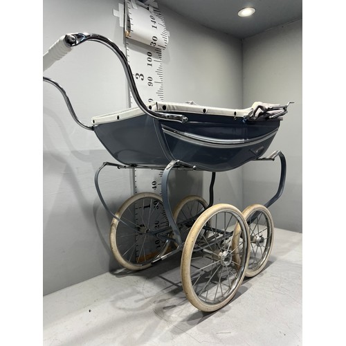 302 - Childrens silver cross pram