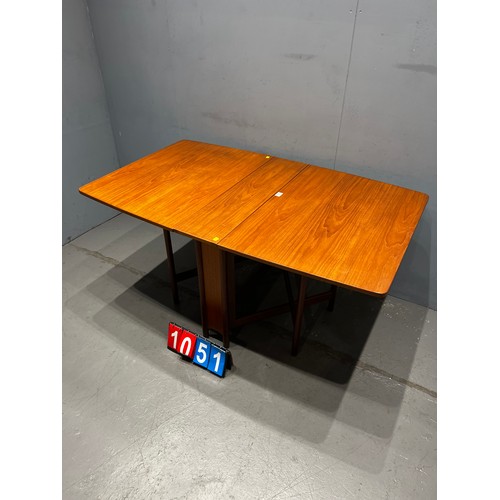 1051 - McIntosh mid century teak drop leaf table