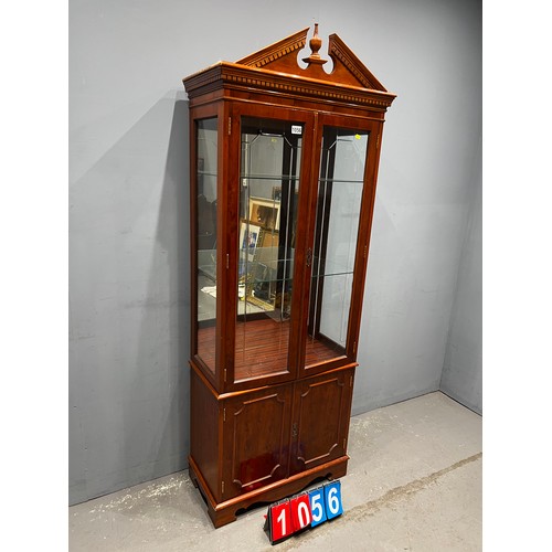 1056 - Vintage yew wood mirror back display cabinet