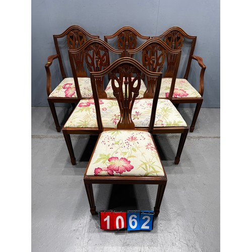 1062 - 6 Heppelwaite style dining chairs