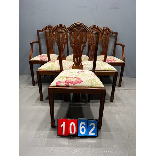 1062 - 6 Heppelwaite style dining chairs