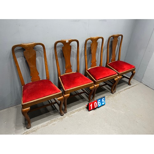 1065 - Set of 4 vintage oak high back dining chairs with red velvet seats