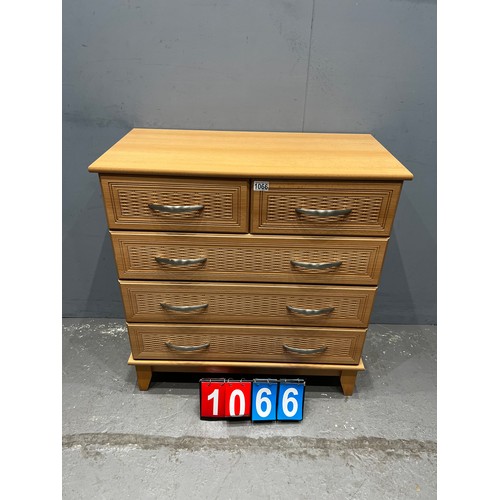 1066 - Modern chest of 5 drawers