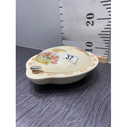 37 - Royal doulton bunnykins heated feeding bowl