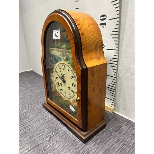 40 - Mantle clock with country scene face