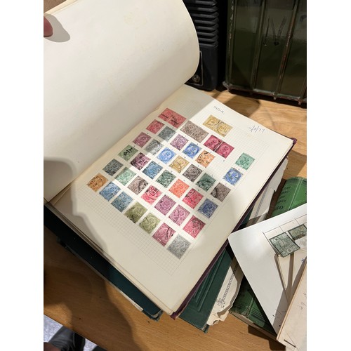 411 - Quantity stamp albums with stamps + 2 books