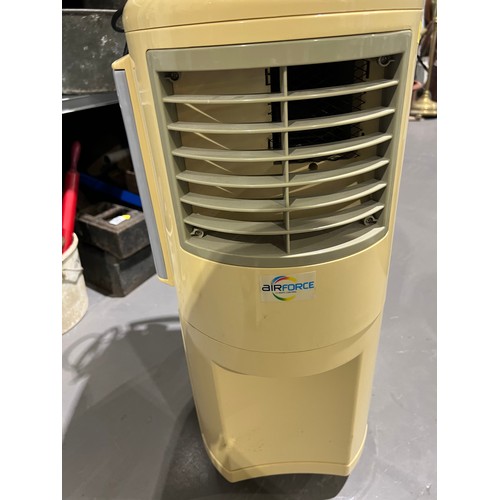 376 - Air force climate control dehumidifier/air con