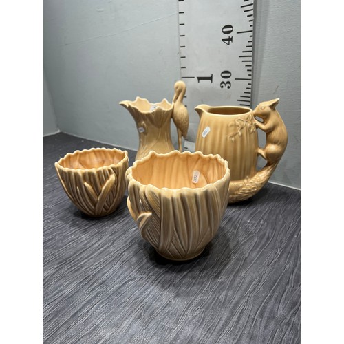 370 - 2 Sylvac jugs + 2 sylvac bowls