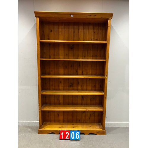 1206 - Vintage pine tall open bookcase