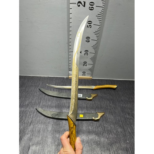 446 - pair of twin elvish blades in the style of Legolas from the lord of the rings