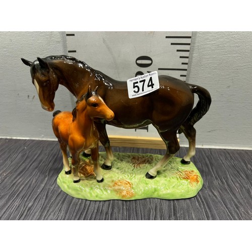 574 - Beswick mother & foal