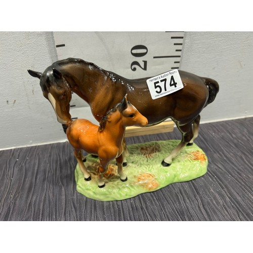 574 - Beswick mother & foal