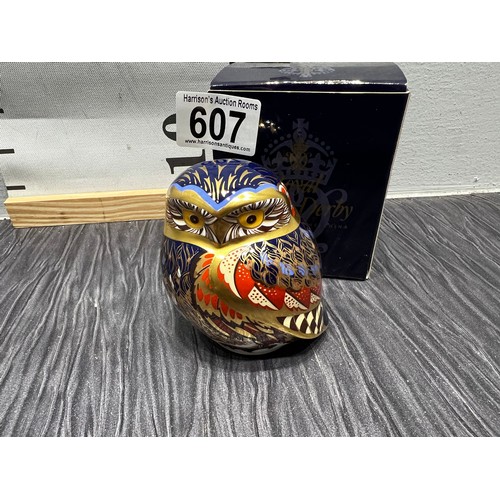 607 - Royal crown Derby paperweight 'Little owl' boxed