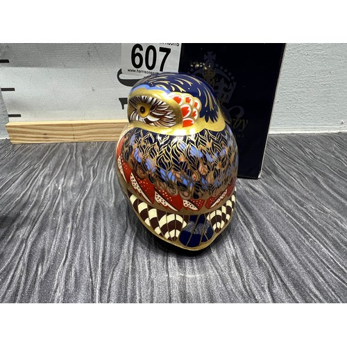 607 - Royal crown Derby paperweight 'Little owl' boxed