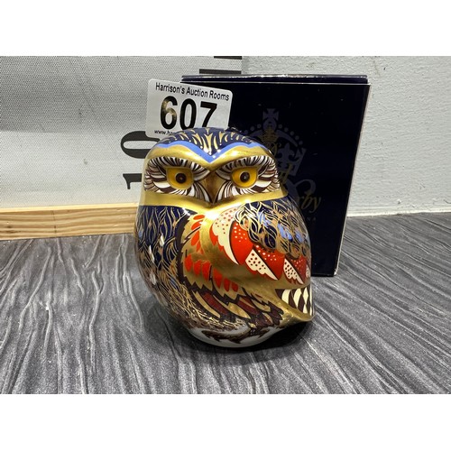 607 - Royal crown Derby paperweight 'Little owl' boxed