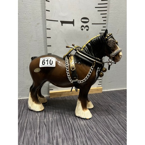 610 - Beswick Shire horse with Harness