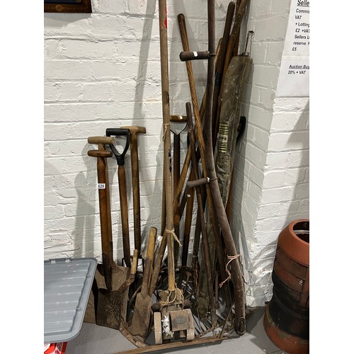 629 - Large quantity Vintage garden tools