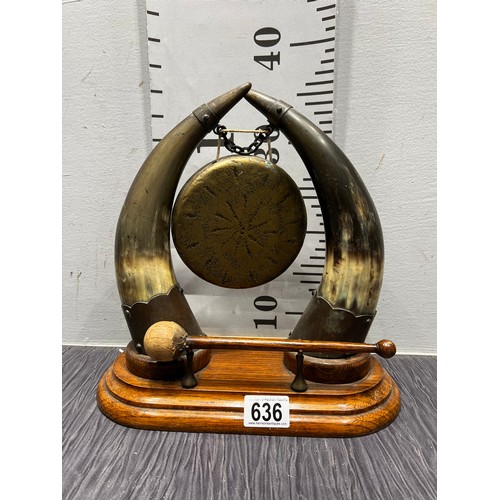 636 - Vintage Horn & Brass Dinner table gong