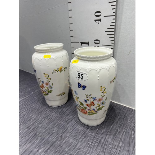 95 - 2 Large aynsley vases