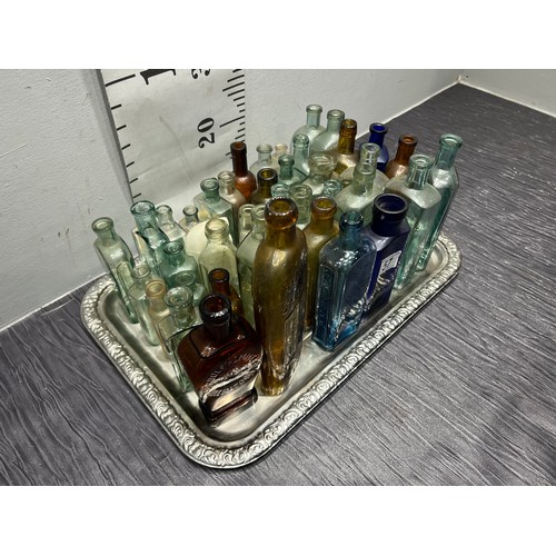 57 - Large quantity old medicine bottles