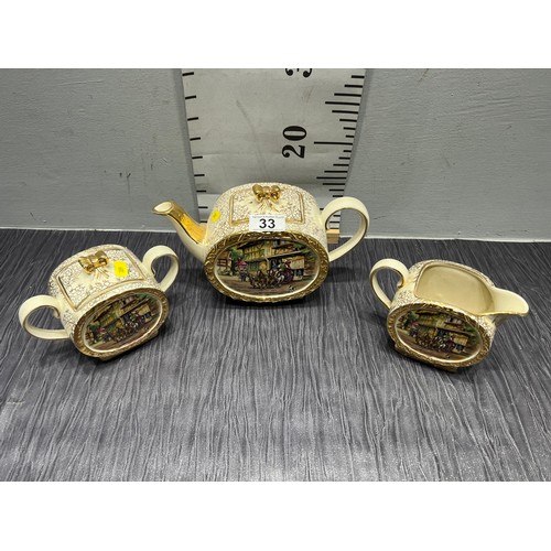 33 - Sadler vintage barrel tea pot milk & sugar 'coaching scene'