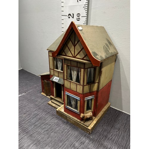 265 - Dolls house & furniture