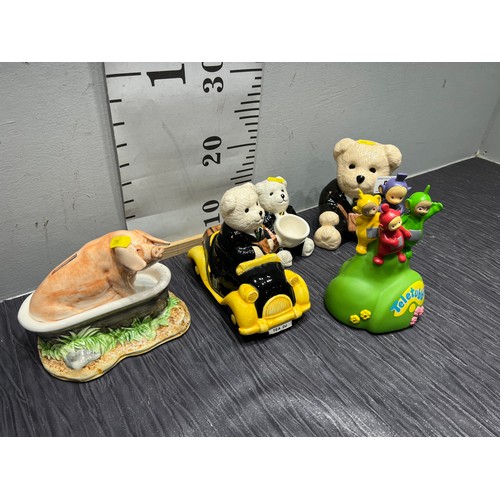 5 - Quantity ringtons,boarder fine arts,keletubbies money boxes tray not inc