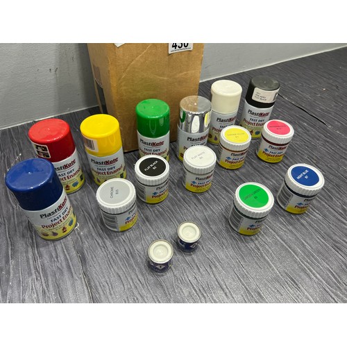 430 - Box enamel spray paints