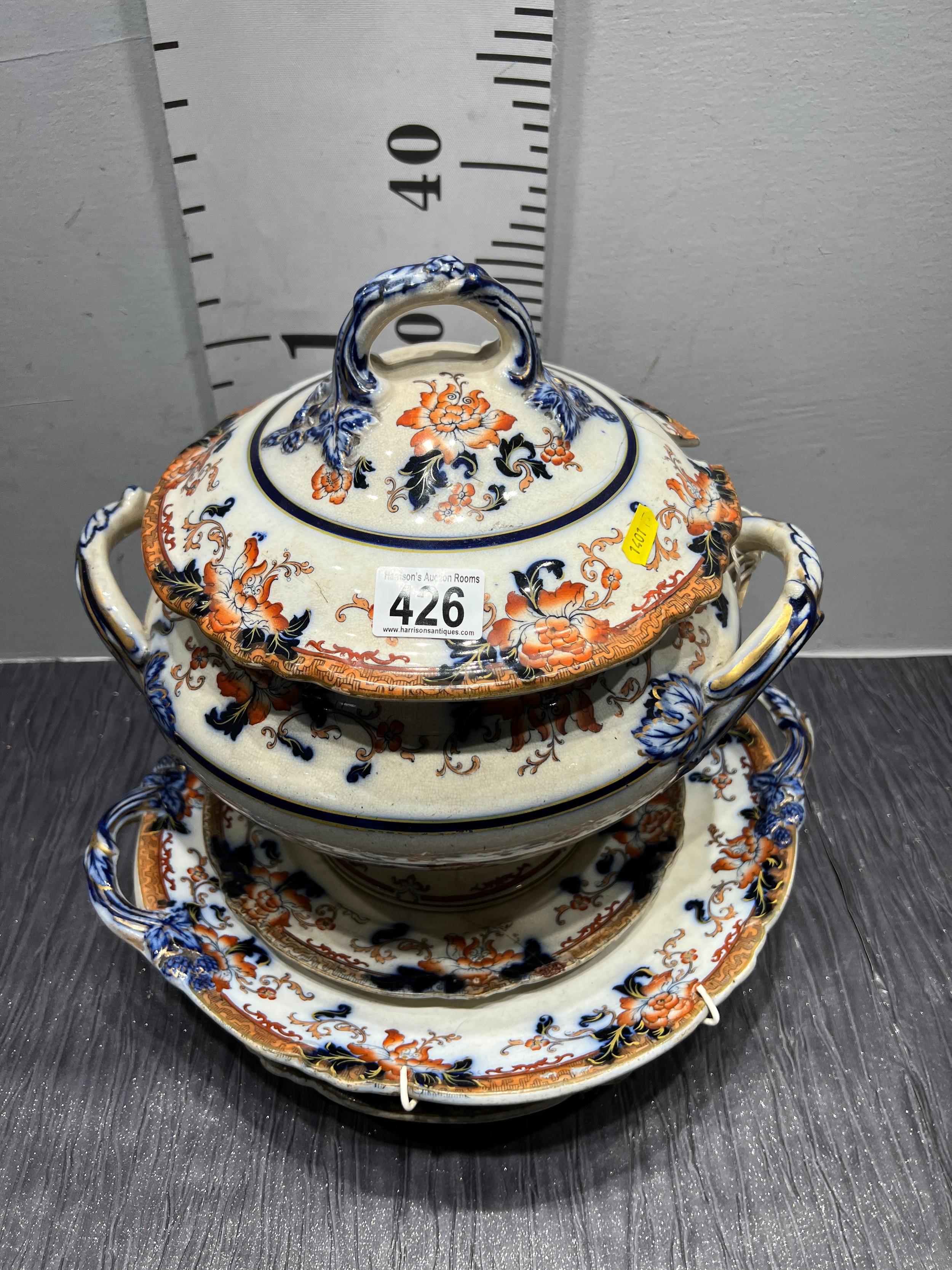 Quantity victorian pottery tureens|plates