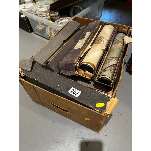 202 - Box vintage piano rolls