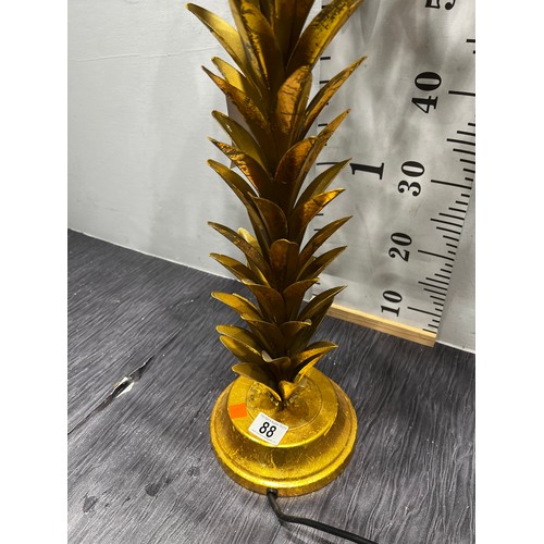 88 - Palm tree lamp