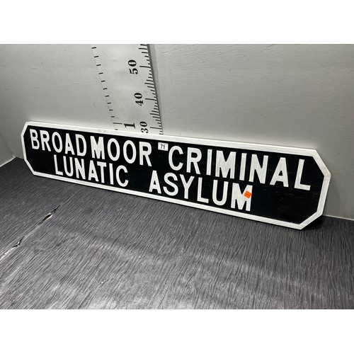 71 - Wooden man cave sign broadmoor criminal lunatic asylum