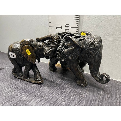 43 - 2 Elephant figures