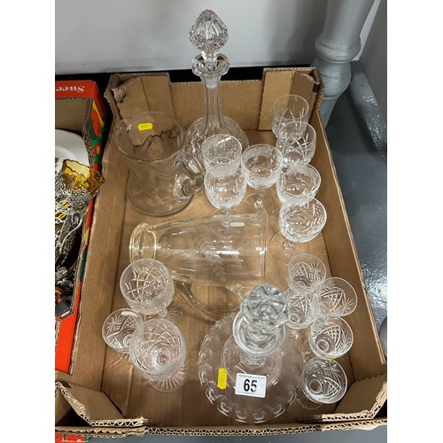 65 - Box cut glassware