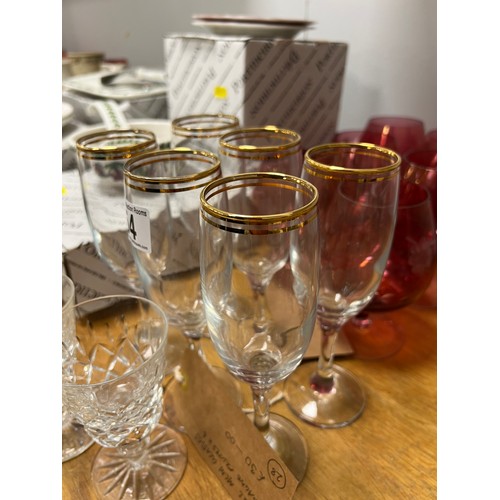 54 - Quantity vintage glasses, champagne flutes, Edinburgh, cranberry