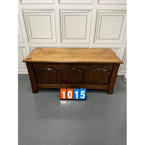 Vintage carved oak blanket/ toy box