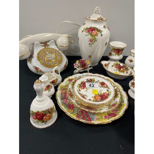 42 - Qty royal albert rose china